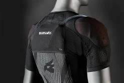 Bluegrass Armour B&S - Protector Shirt Protectores De Cuerpo Superiores | Bike-Discount -BICICLETAS Ventas Bluegrass Armour BS Protektor Shirt 57110006 3 1280x1280