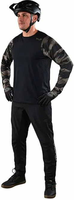 Troy Lee Designs Skyline - Pantalones MTB Pantalones Largos MTB | Bike-Discount -BICICLETAS Ventas TLD Skyline MTB Hose 255917002 3 1280x1280